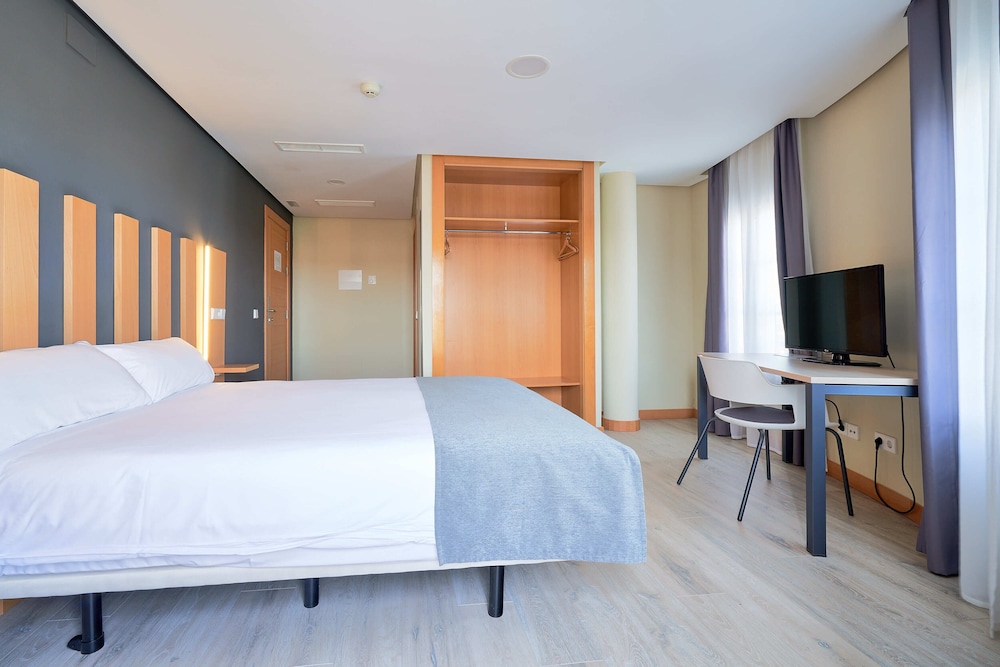 Habitación junior, 1 habitación del hotel Smart Hotel La Sagra. Foto 6