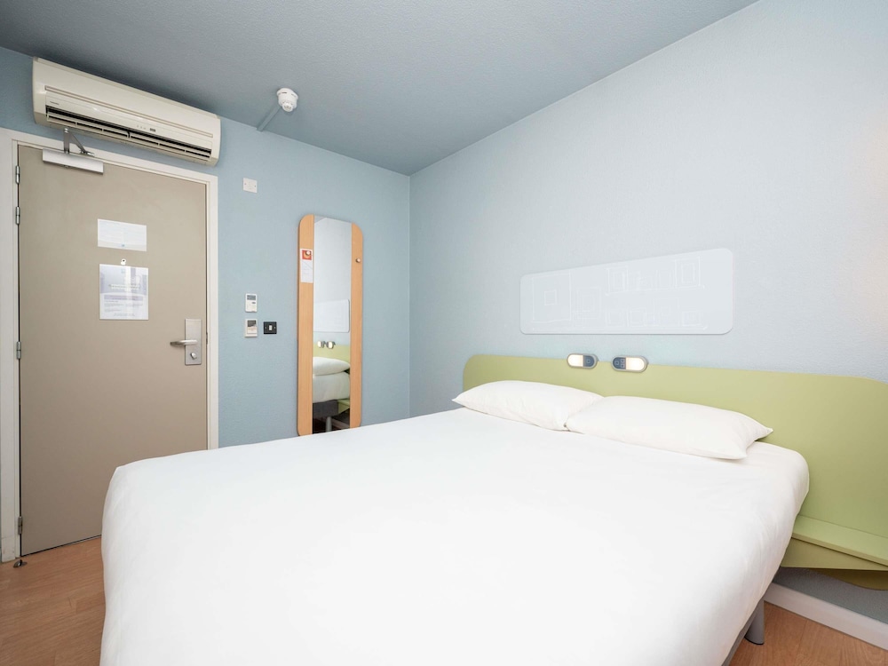 Habitación doble, 1 cama doble del hotel ibis budget London Barking. Foto 1