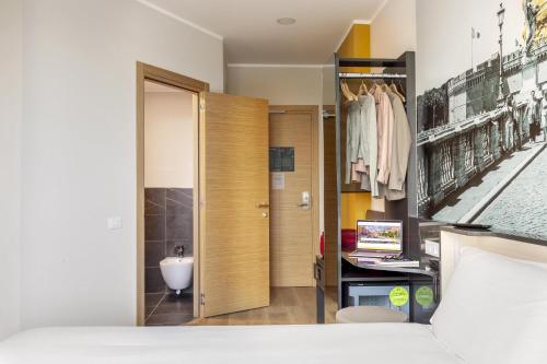 Habitación Doble del hotel B&B Roma Fiumicino Aeroporto Fiera 2. Foto 4