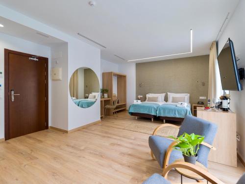 Suite Junior con balcón del hotel Emete by AirNest. Foto 1