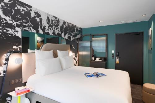 Habitación Doble Confort Tribe del hotel Tribe Paris La Defense Esplanade. Foto 9