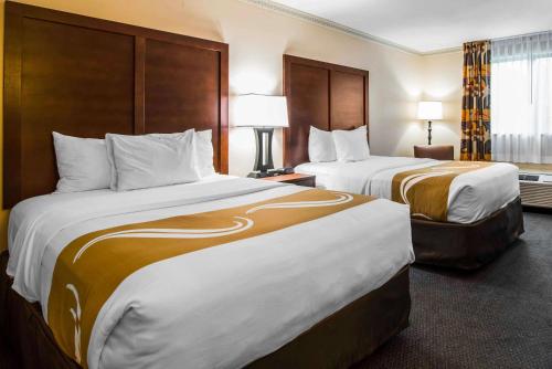 Habitación Doble con 2 camas dobles - No fumadores del hotel Quality Inn University Area. Foto 2