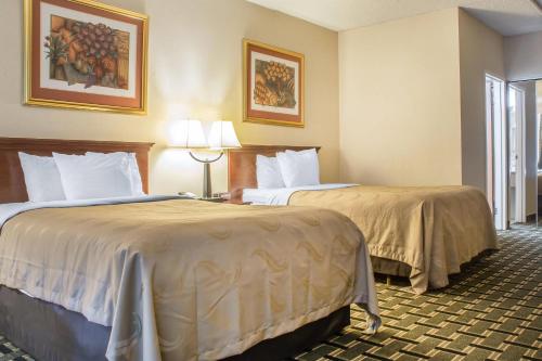 Habitación Doble con 2 camas dobles - No fumadores del hotel Quality Inn and Suites Palm Island Indoor Waterpark. Foto 3