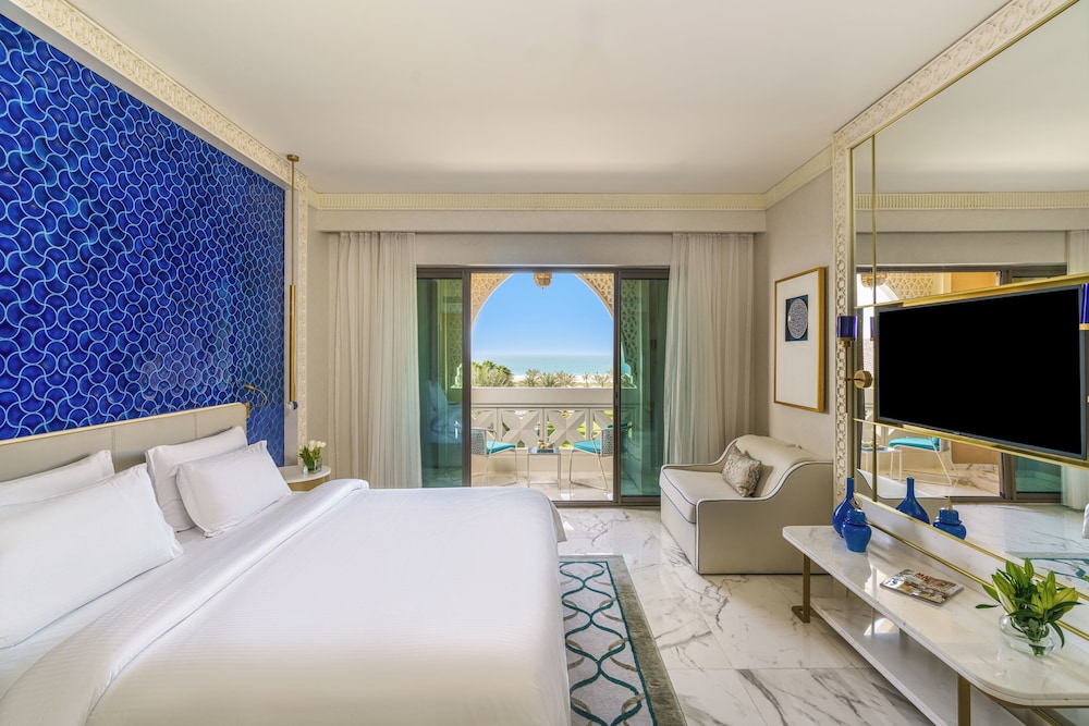Habitación Deluxe King, Vistas al Mar del hotel Rixos Premium Saadiyat Island. Foto 2