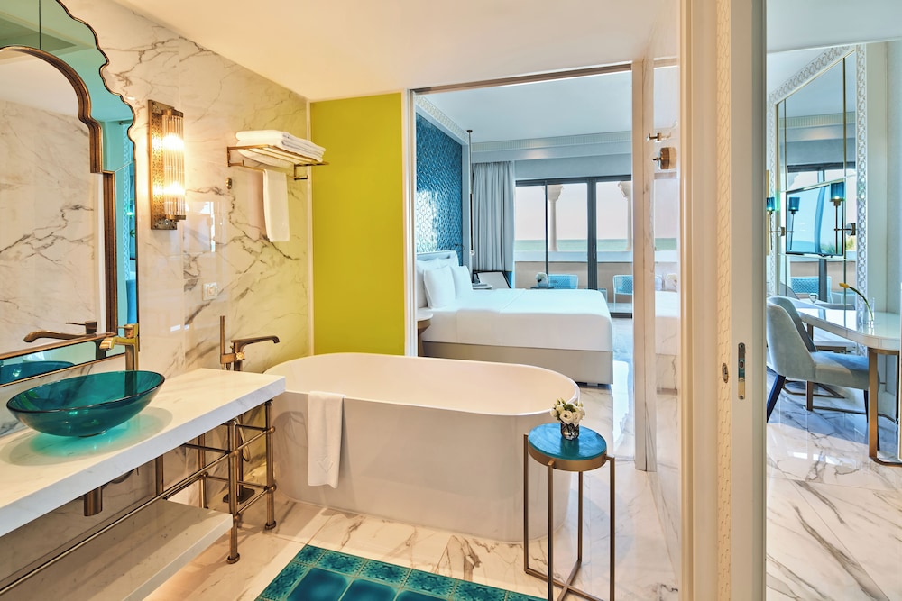 Habitación Familiar de Dos Dormitorios - Vistas al Mar con Cama King del hotel Rixos Premium Saadiyat Island. Foto 2