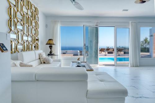 Deluxe Double Room with Sea View del hotel Casa Serena 10. Foto 8