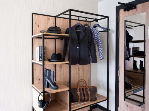 Habitación Doble Estándar - 2 camas del hotel Ibis Styles Santander. Foto 7