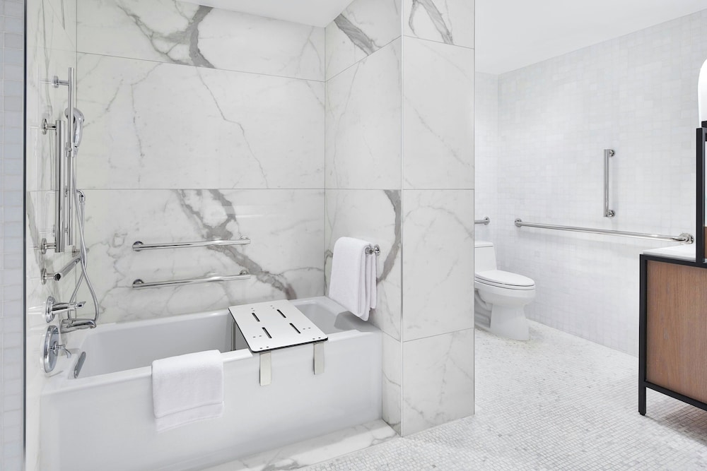 Suite 1 habitación con salón 2 Camas queen del hotel The Luxury Collection Hotel Manhattan Midtown. Foto 5