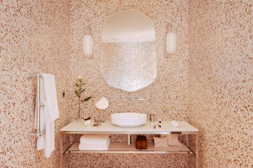 Habitación Deluxe con vistas a París - Atelier del hotel Madame Rêve