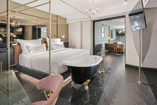 Suite Grand del hotel Skylark, Aluma Hotel and Resort. Foto 5
