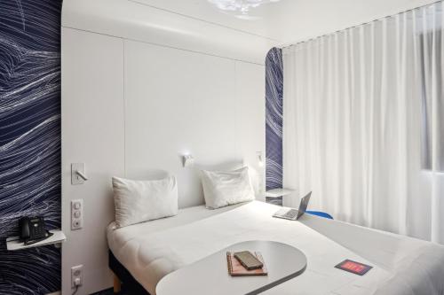 Habitación Doble Estándar del hotel ibis Styles Paris Orly Airport. Foto 2