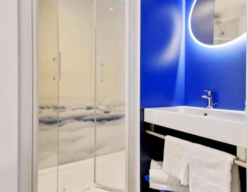 Habitación Doble Estándar - 2 camas del hotel ibis Styles Paris Orly Airport. Foto 3