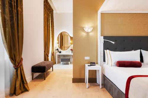 Suite con cama grande del hotel Aurea Ana Palace By Eurostars Company. Foto 6