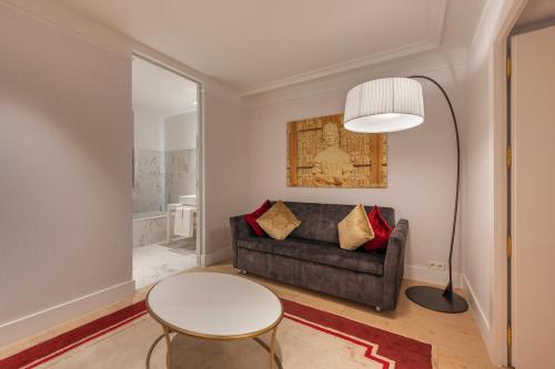 Suite Junior del hotel Aurea Ana Palace By Eurostars Company. Foto 5