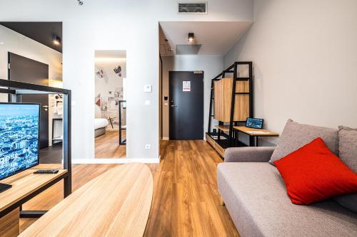 Habitación Superior con sofá del hotel Up Budapest