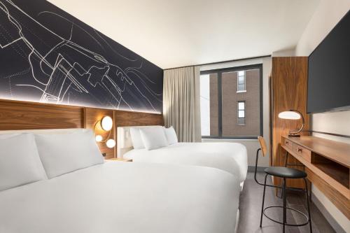 Habitación Deluxe Doble con 2 Camas Dobles - Planta Alta del hotel Le Méridien New York, Fifth Avenue