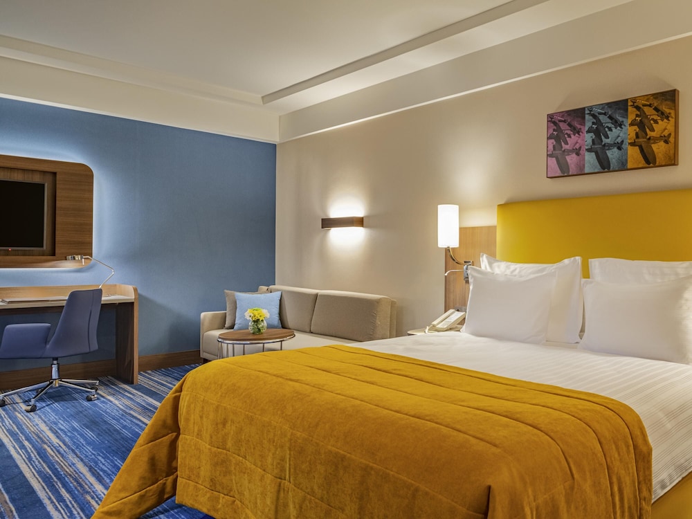 Habitación Clásica King del hotel Mövenpick Istanbul Asia Airport. Foto 1