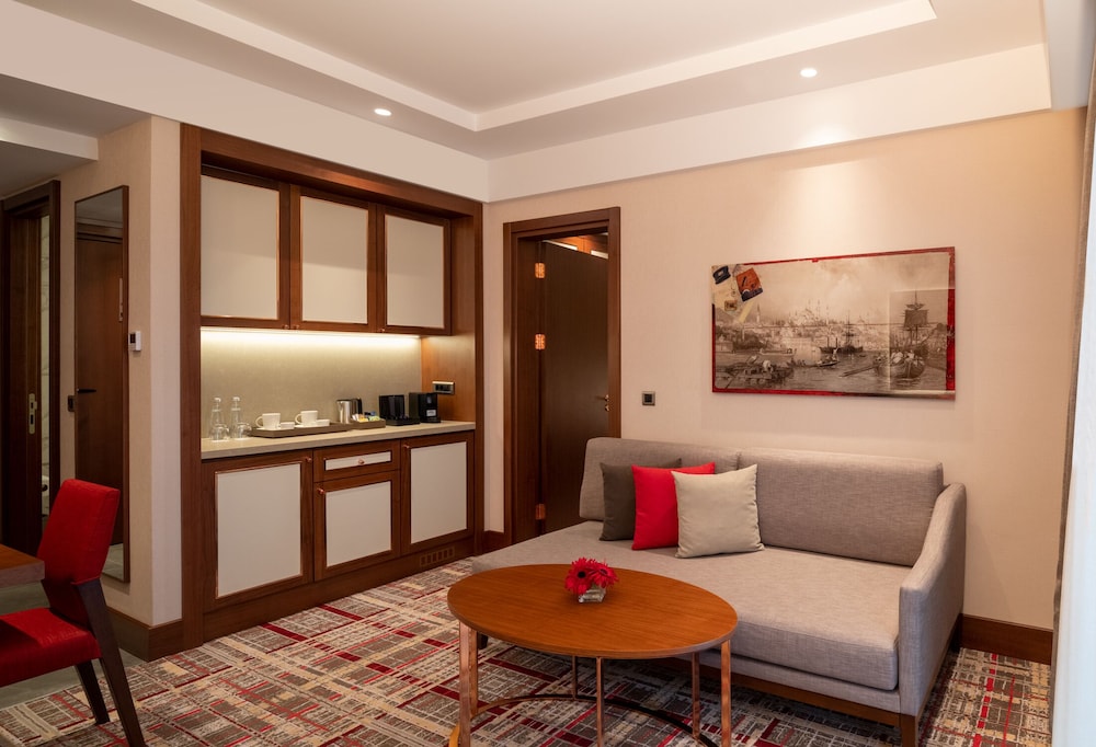 Suite del hotel Mövenpick Istanbul Asia Airport
