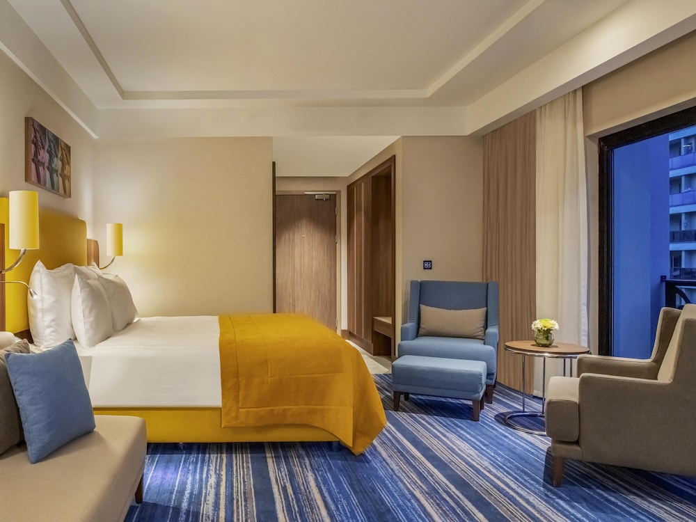 Habitación Deluxe del hotel Mövenpick Istanbul Asia Airport. Foto 1