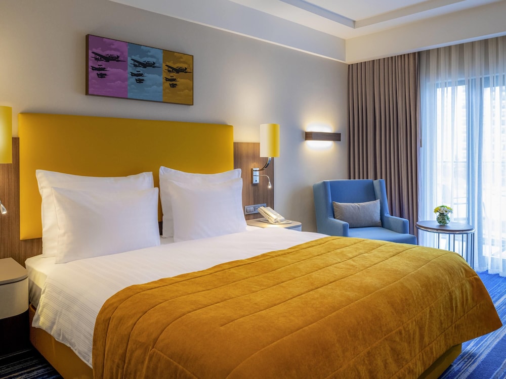 Habitaciones Familiares Conectadas del hotel Mövenpick Istanbul Asia Airport. Foto 1