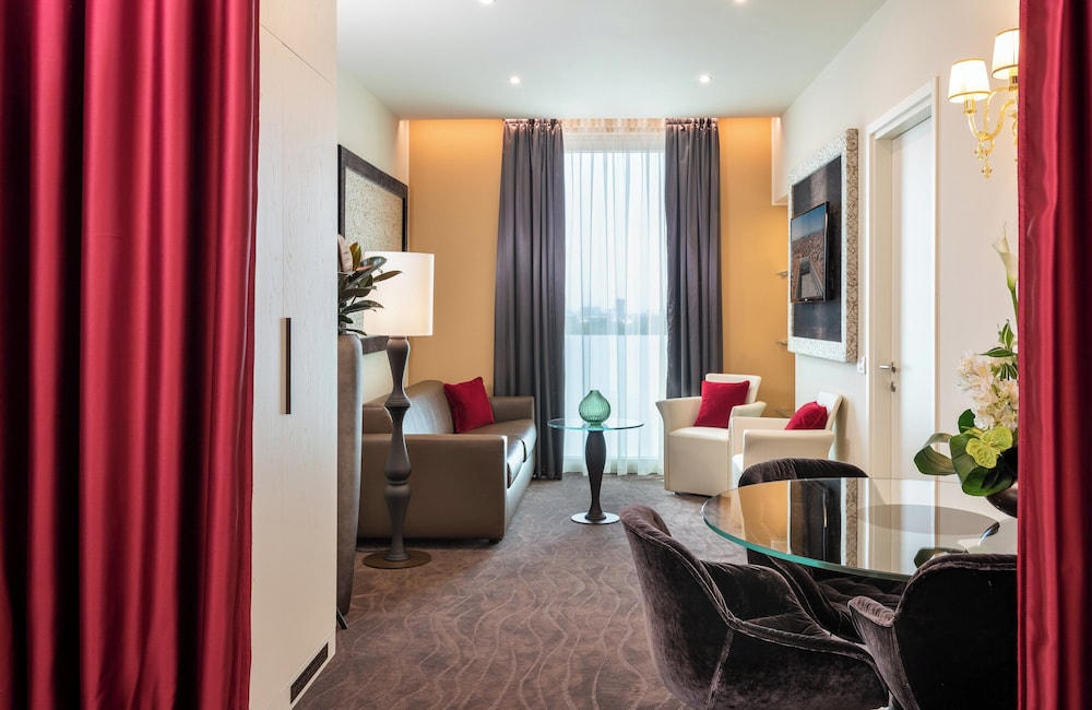 Habitación Deluxe del hotel Leonardo Royal Venice Mestre