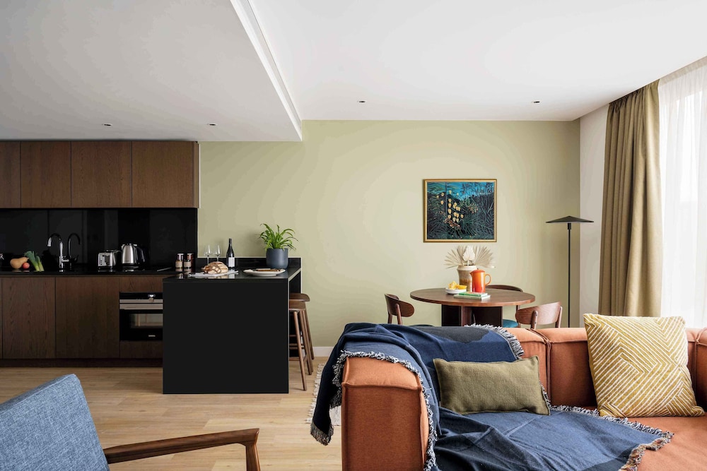 Estudio superior del hotel Cove Landmark Pinnacle