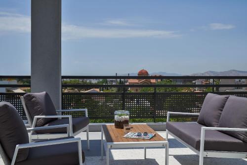 Suite Superior con porche del hotel NLH KERAMEIKOS - Neighborhood Lifestyle Hotels. Foto 2