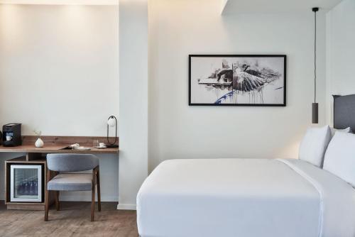 Suite Executive con porche del hotel NLH KERAMEIKOS - Neighborhood Lifestyle Hotels. Foto 3