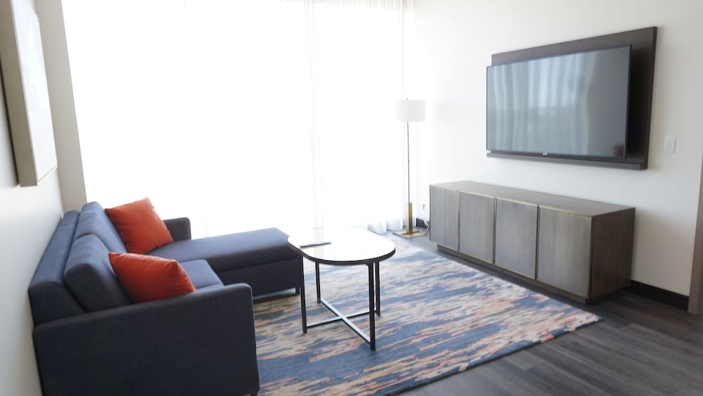 Suite ejecutiva, 1 cama de matrimonio grande del hotel Hyatt Regency JFK Airport at Resorts World New York. Foto 4