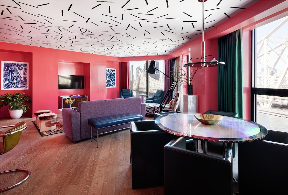 Suite presidencial, 1 cama king con sofá cama, accesible (movilidad y audición, ducha sin barreras) del hotel Graduate New York. Foto 6