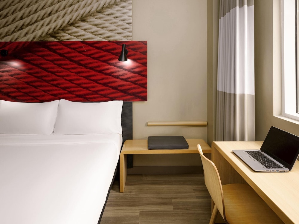 Habitación estándar con 2 camas individuales del hotel ibis Jeddah Malik Road