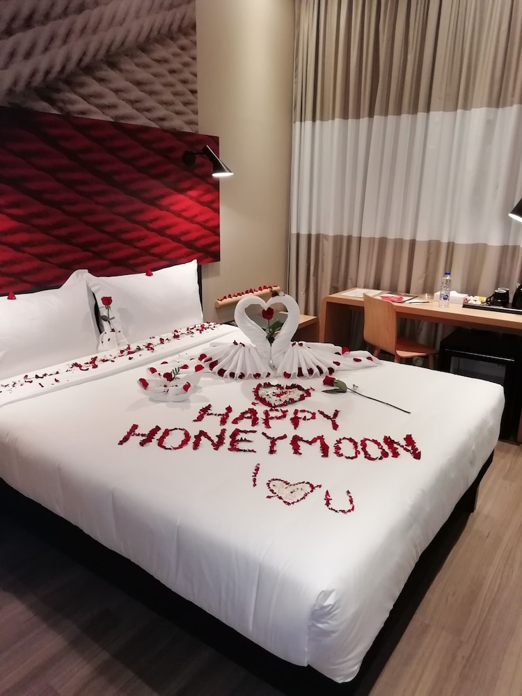 Habitación Estándar con 1 cama doble del hotel ibis Jeddah Malik Road. Foto 3