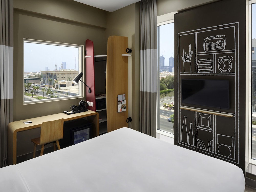 Habitación Estándar con 1 cama doble del hotel ibis Jeddah Malik Road. Foto 13