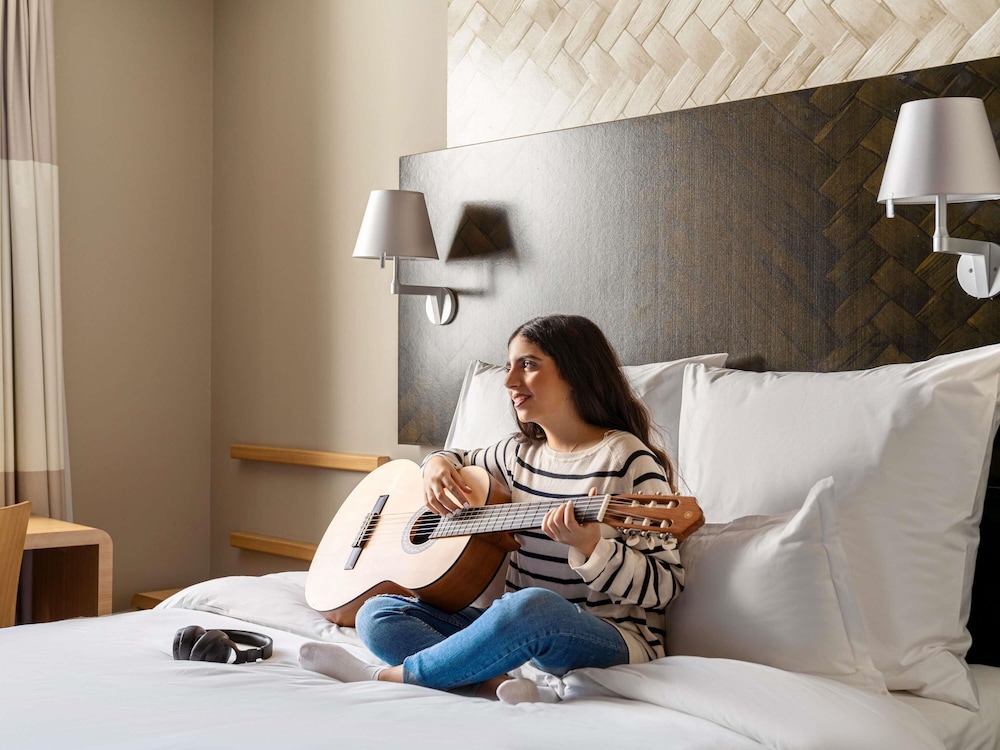 Habitación Estándar con 1 cama doble del hotel Ibis Jeddah City Center. Foto 1