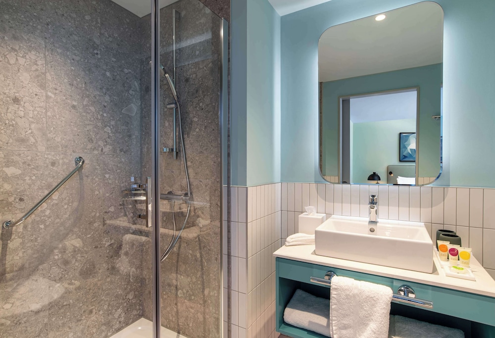 Habitación Deluxe, 2 camas individuales, vistas a la ciudad del hotel Hyatt Place London City East. Foto 4