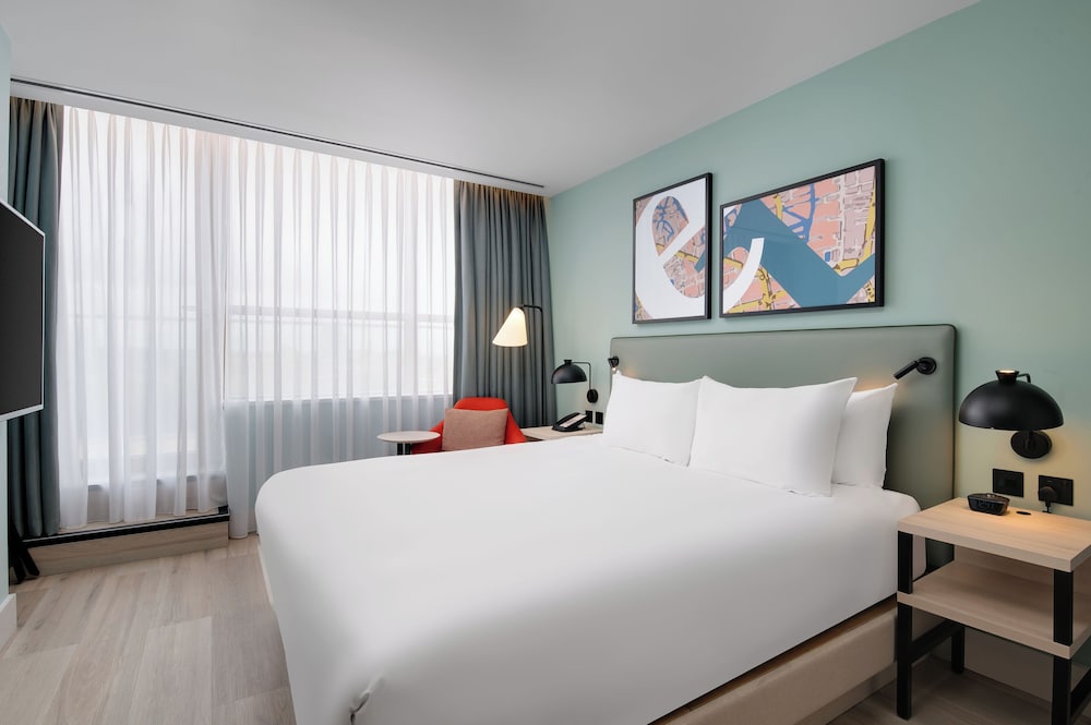 Habitación Deluxe, 1 cama de matrimonio grande, vistas a la ciudad del hotel Hyatt Place London City East. Foto 5