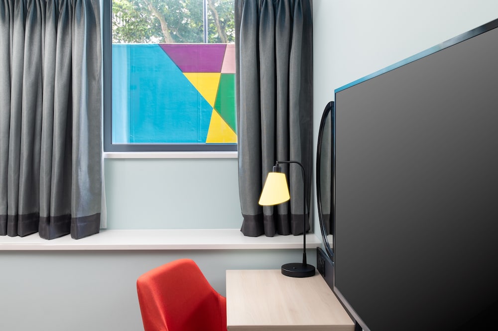 Habitación, 1 cama de matrimonio grande del hotel Hyatt Place London City East. Foto 1