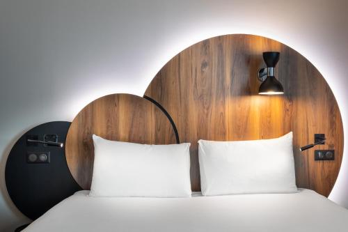 Habitación Doble Estándar del hotel ibis Styles Paris Meteor Avenue d'Italie. Foto 8