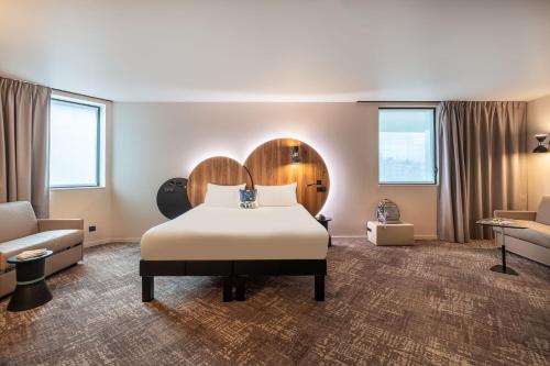 Suite Familiar del hotel ibis Styles Paris Meteor Avenue d'Italie. Foto 6