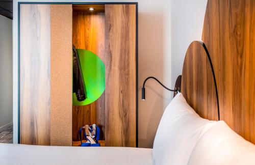 Suite Familiar del hotel ibis Styles Paris Meteor Avenue d'Italie. Foto 11