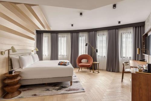 Suite Junior del hotel Canopy By Hilton London City. Foto 3
