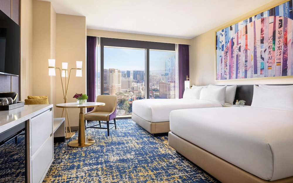 Habitación Deluxe, 2 camas de matrimonio (Panoramic View) del hotel Las Vegas Hilton at Resorts World. Foto 1
