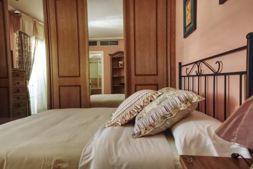 Habitación doble Vista Mar Balcón o Terraza 1 Cama king del hotel La Colina Jandia. Foto 3