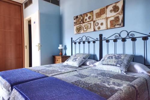 Habitación Familiar con baño compartido del hotel La Colina Jandia. Foto 1