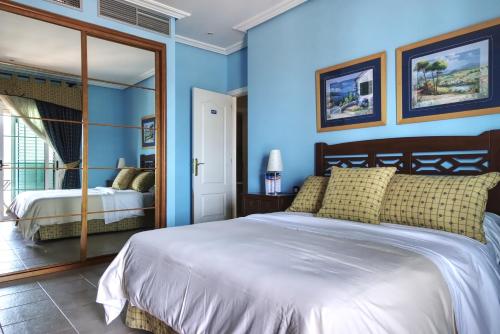 Habitación Familiar con baño compartido del hotel La Colina Jandia. Foto 5