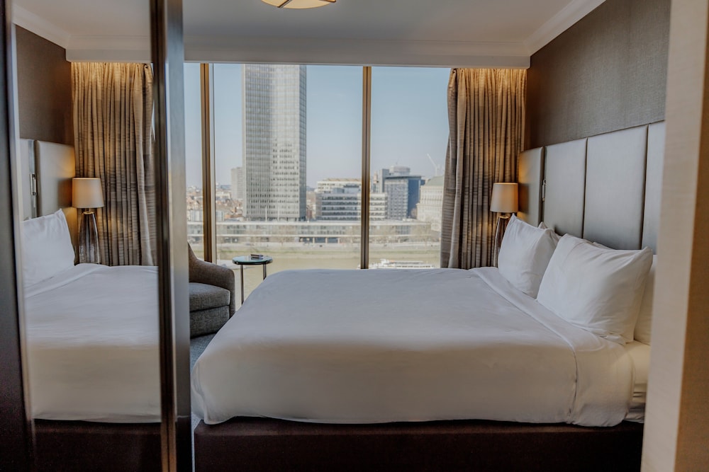 Habitación Deluxe, 1 cama de matrimonio grande, vistas al río del hotel Hyatt Regency London Albert Embankment. Foto 2