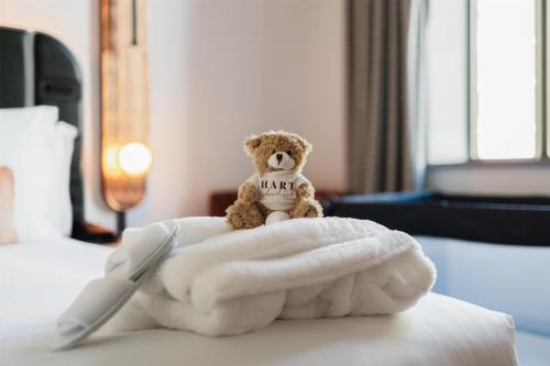 Habitación Familiar - Cama grande del hotel Hart Shoreditch Hotel London, Curio Collection by Hilton. Foto 12