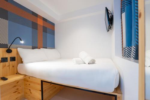 Lower Ground Economy Double Bed del hotel easyHotel Paddington