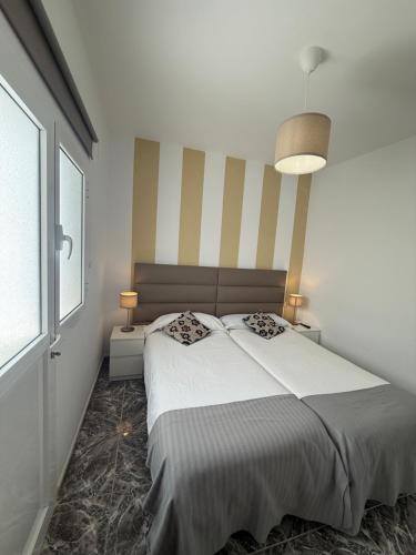 Apartamento Con Cocina Con Vistas Sofá Cama incluido 2 Camas individuales del hotel Apartamentos La Aldea Suites. Foto 9