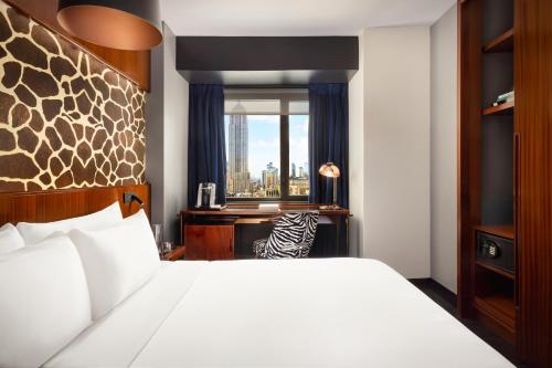 Habitación Doble Empire State - 1 cama extragrande del hotel Hendricks. Foto 2